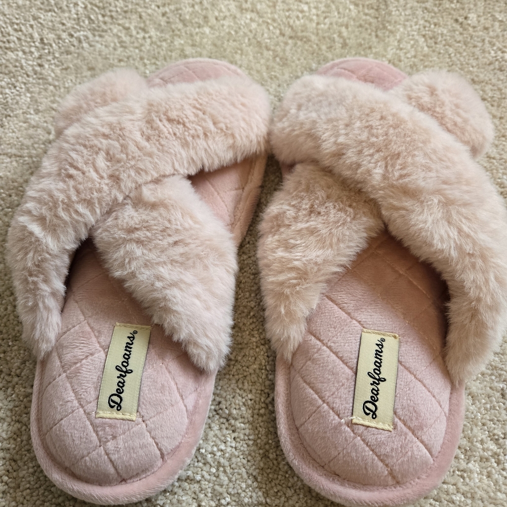 Dearfoams Women's Blush Furry Slippers